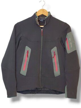 Vintage Arc'teryx  Polartec Fleece Lined Soft Shell Jacket Green Size Womens S